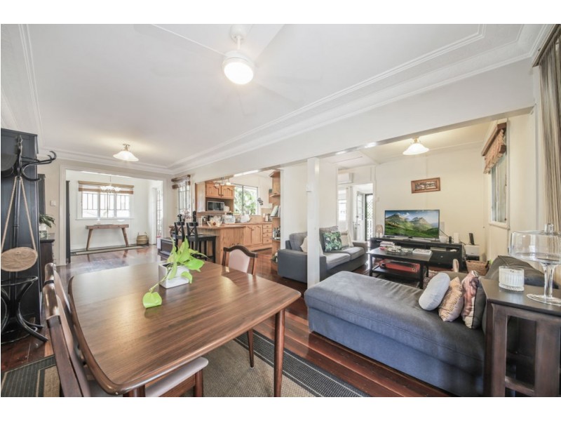 99 Silvan Road, Deagon QLD 4017