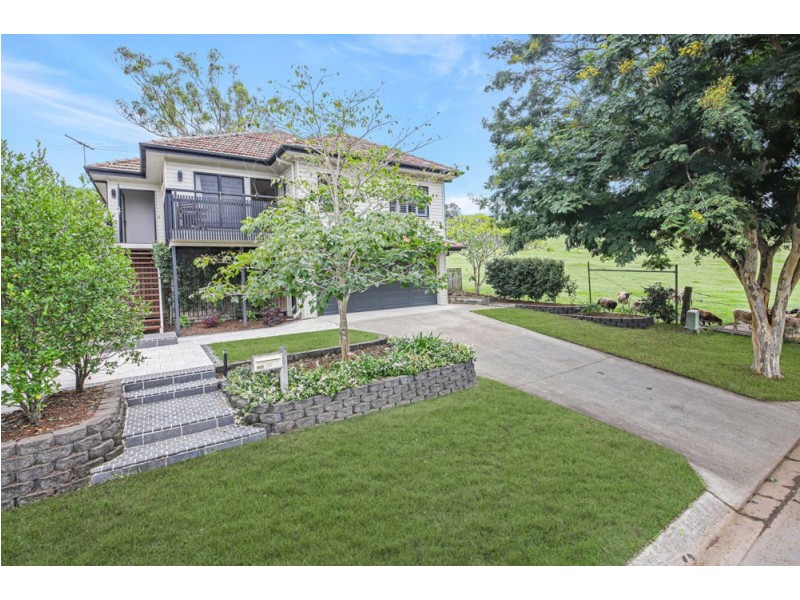 22 Lauren Street, Geebung QLD 4034