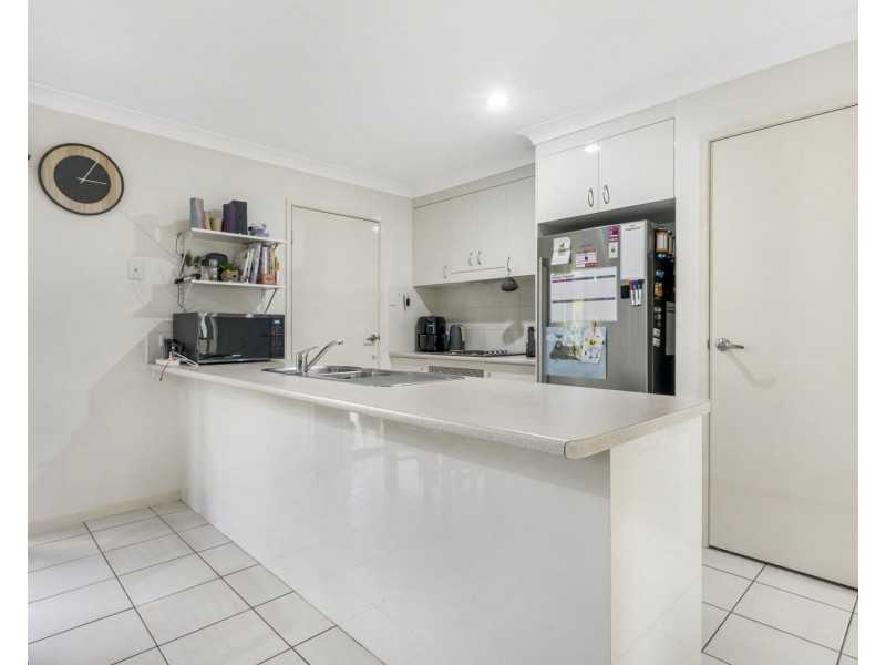 12 Middle Barten Court, Bray Park QLD 4500