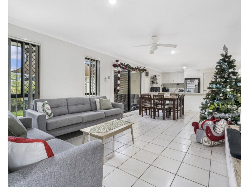 12 Middle Barten Court, Bray Park QLD 4500