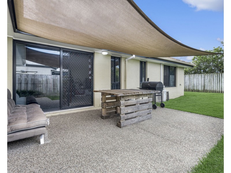 12 Middle Barten Court, Bray Park QLD 4500