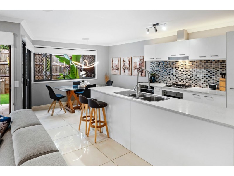 2/30 Slade Street, Carseldine QLD 4034