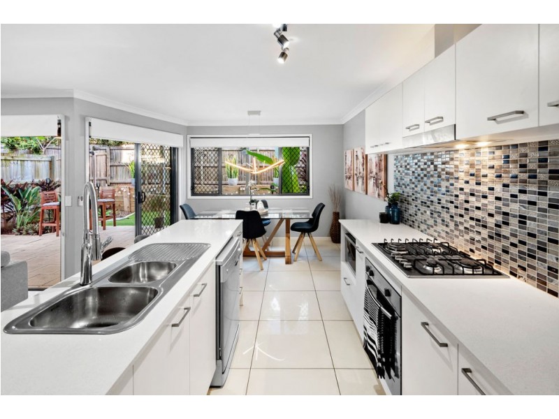 2/30 Slade Street, Carseldine QLD 4034