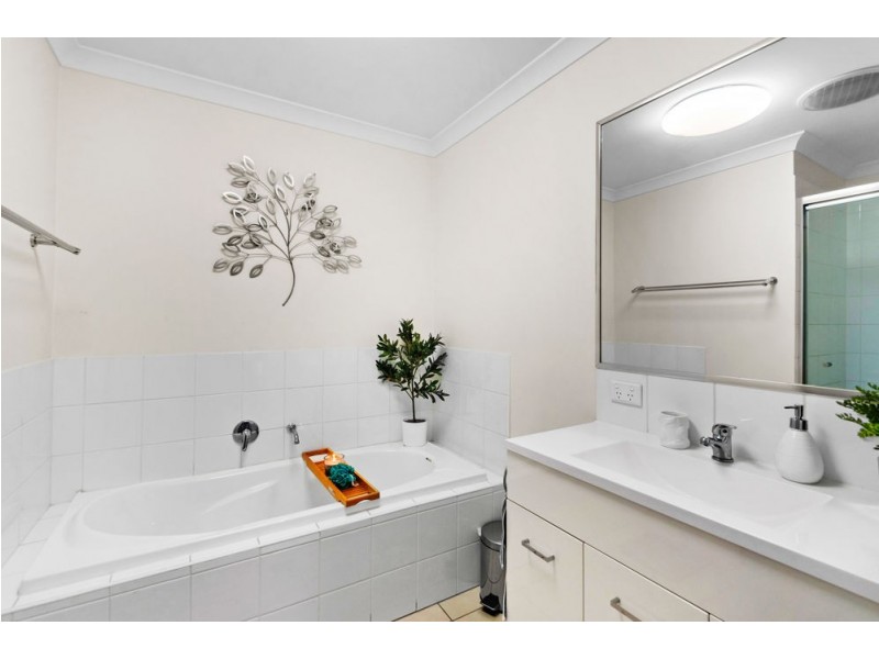 2/30 Slade Street, Carseldine QLD 4034
