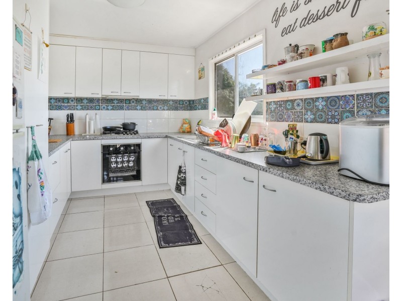 2 Tennyson Street, Strathpine QLD 4500
