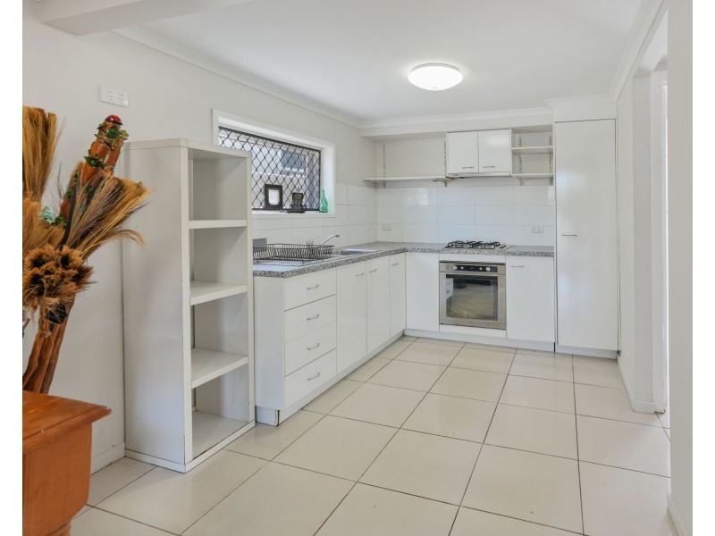 2 Tennyson Street, Strathpine QLD 4500