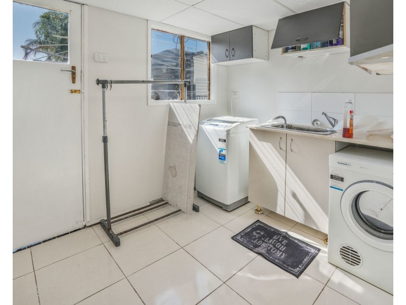 2 Tennyson Street, Strathpine QLD 4500