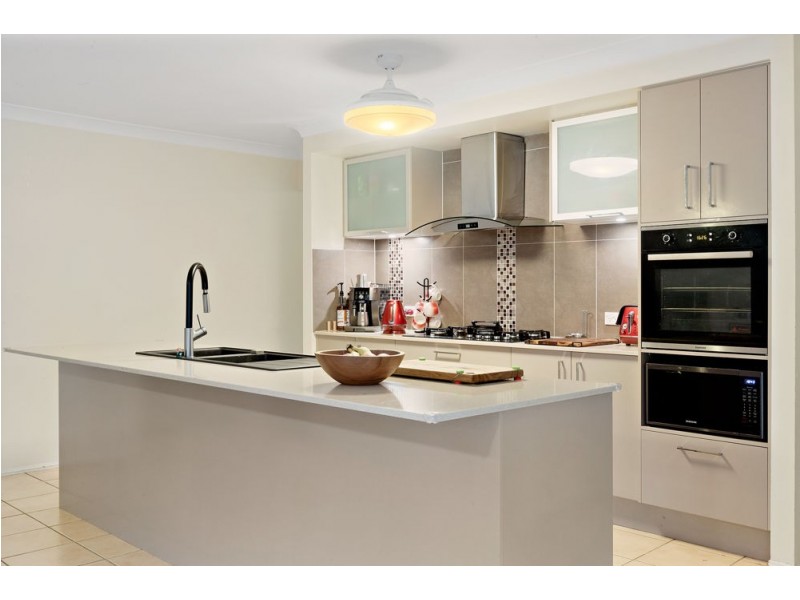 3 Chamberlain Place, Bracken Ridge QLD 4017