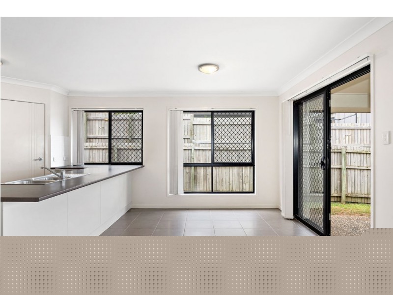 26 Duporth Crescent, Dakabin QLD 4503