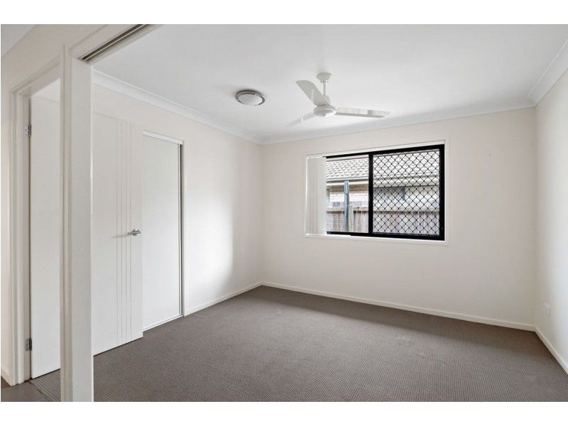 26 Duporth Crescent, Dakabin QLD 4503