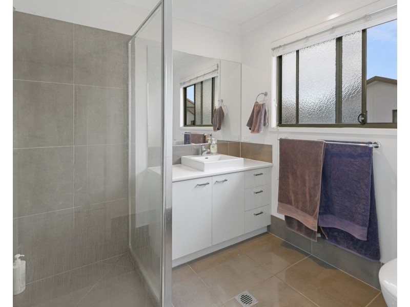 9/60 Grahams Road, Strathpine QLD 4500