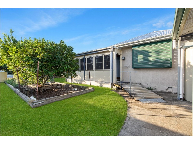 2 Rostrevor Road, Boondall QLD 4034