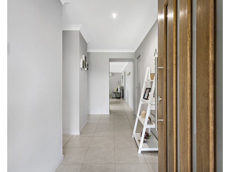 49 Cootharaba Crescent, Warner QLD 4500