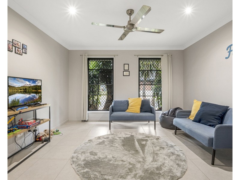 49 Cootharaba Crescent, Warner QLD 4500