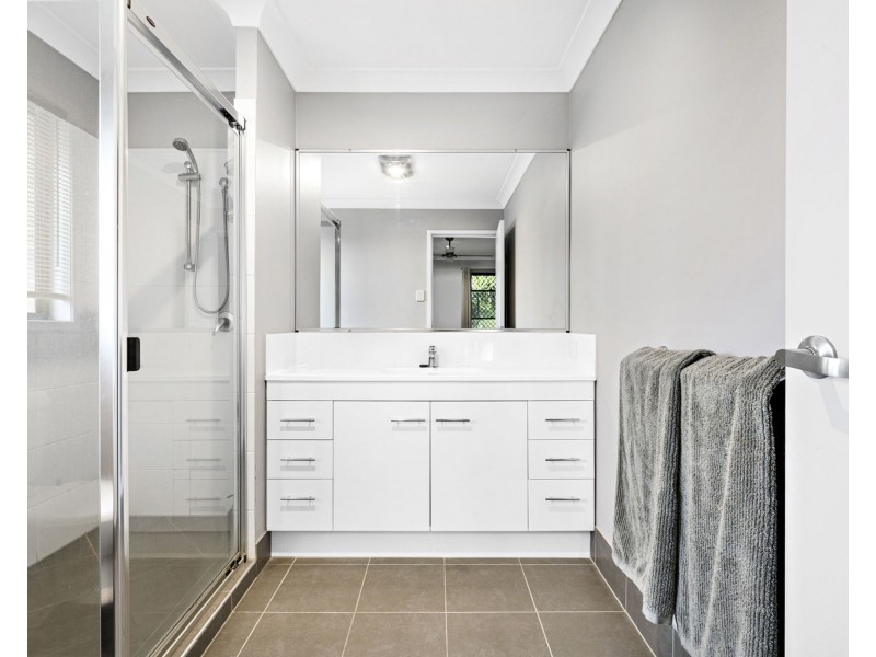 49 Cootharaba Crescent, Warner QLD 4500