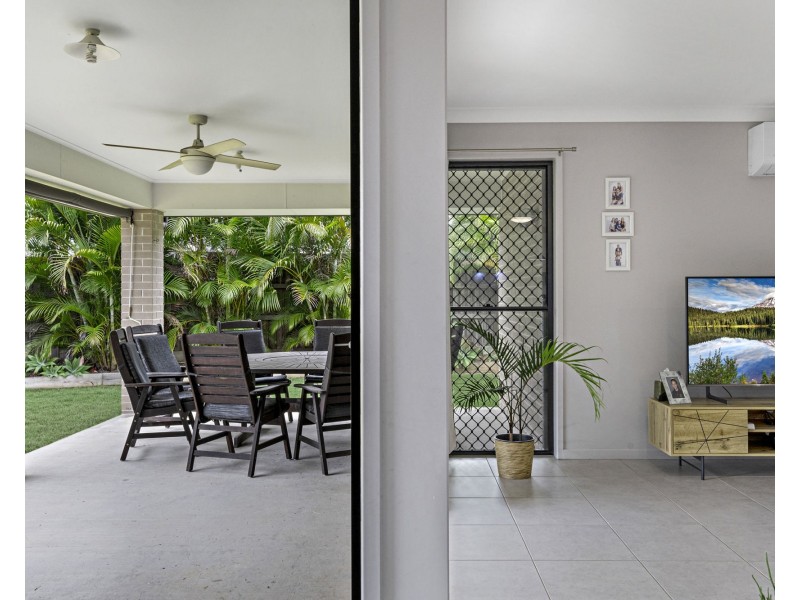 49 Cootharaba Crescent, Warner QLD 4500