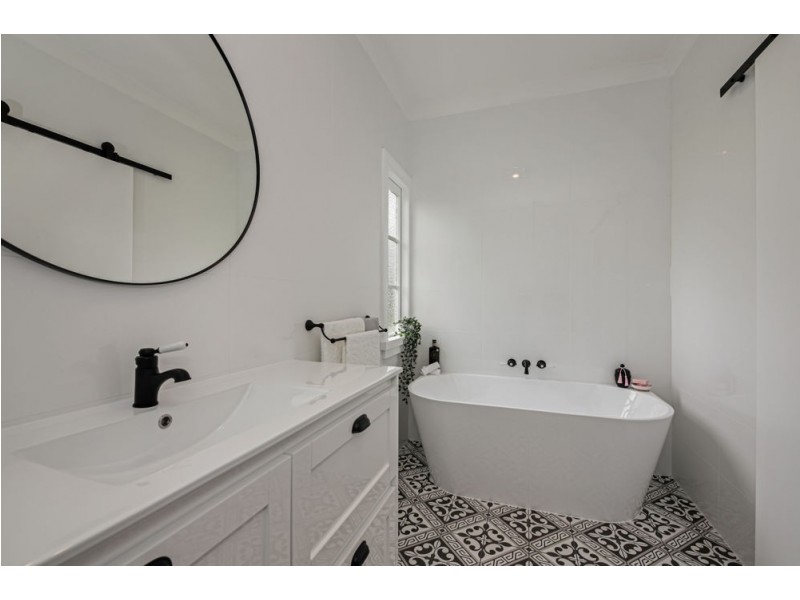 22 Lauren Street, Geebung QLD 4034