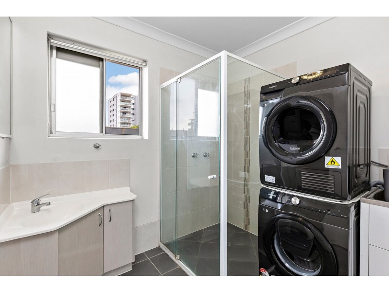 28 Hall Street, Chermside QLD 4032