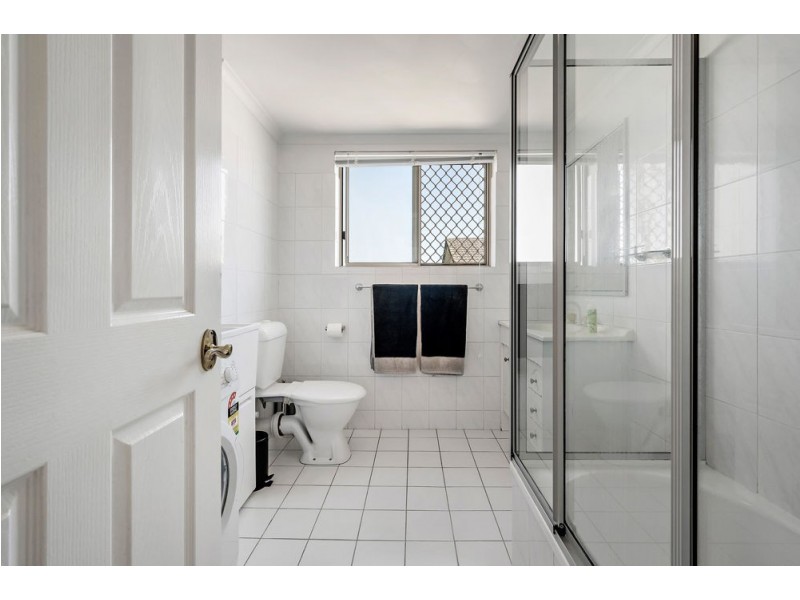 4/20 Parkhill Street, Chermside QLD 4032