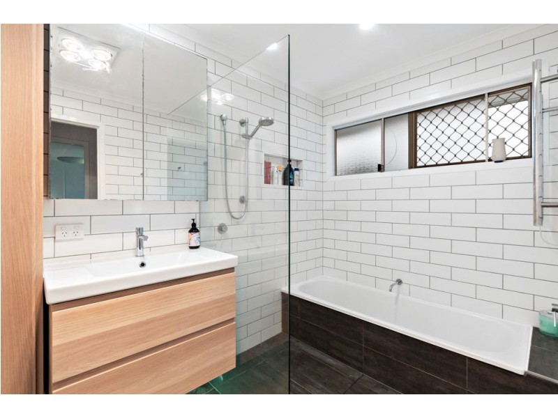 376 Bracken Ridge Road, Bracken Ridge QLD 4017