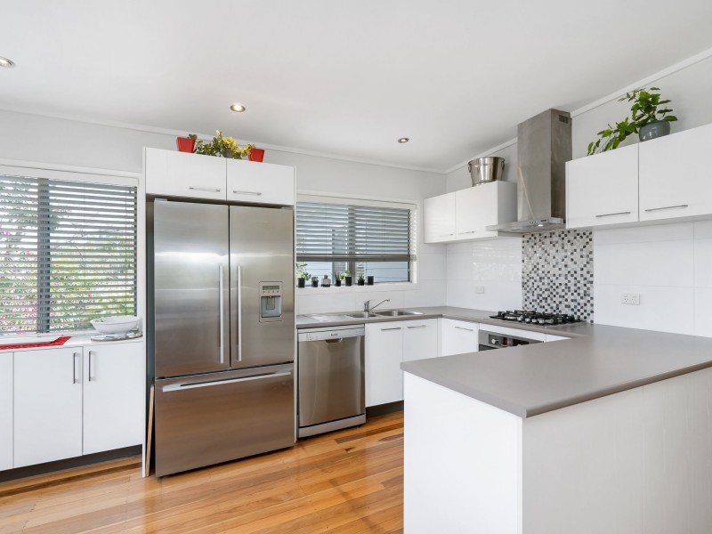 6 Suncrest Street, Geebung QLD 4034