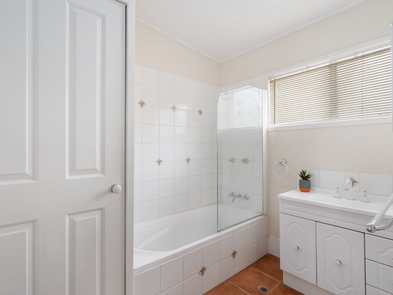 6 Suncrest Street, Geebung QLD 4034