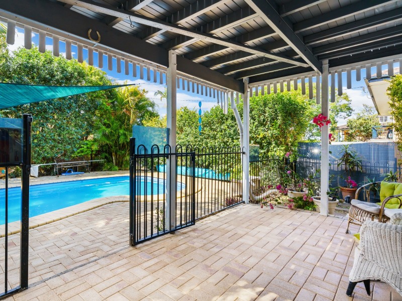 6 Suncrest Street, Geebung QLD 4034