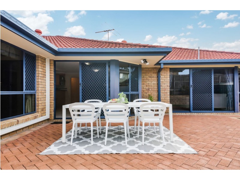 10 Redford Crescent, Mcdowall QLD 4053