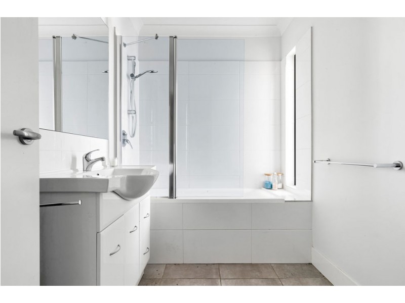 2/5 Hodgson Street, Zillmere QLD 4034