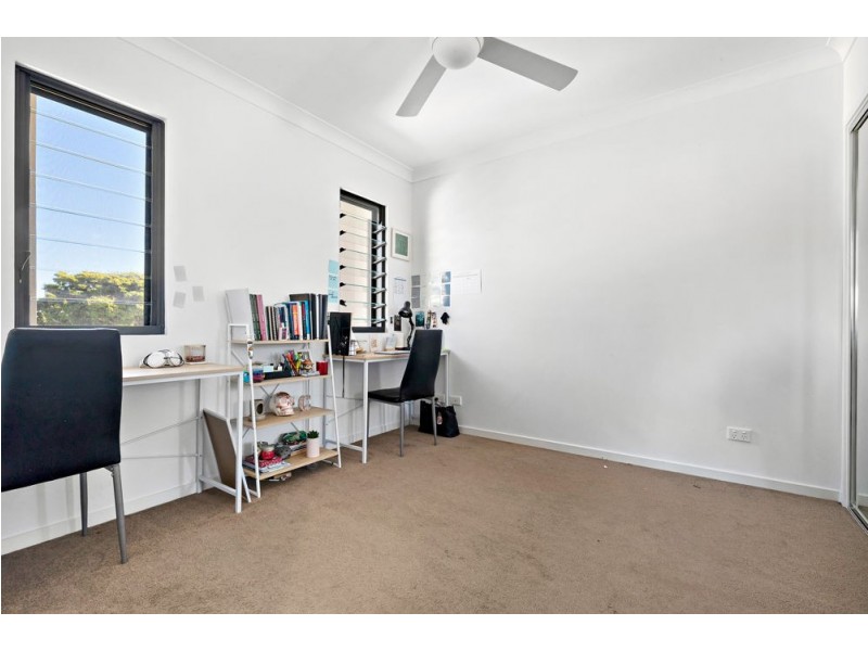 2/5 Hodgson Street, Zillmere QLD 4034