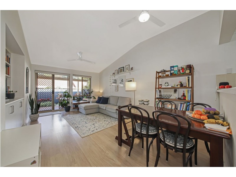 8/18 Denver Road, Carseldine QLD 4034