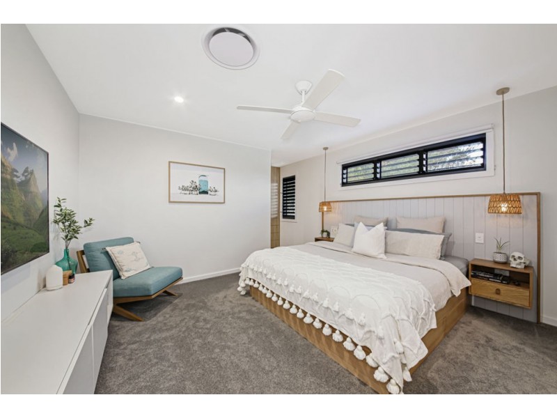 30 Peter Campbell Drive, Albany Creek QLD 4035