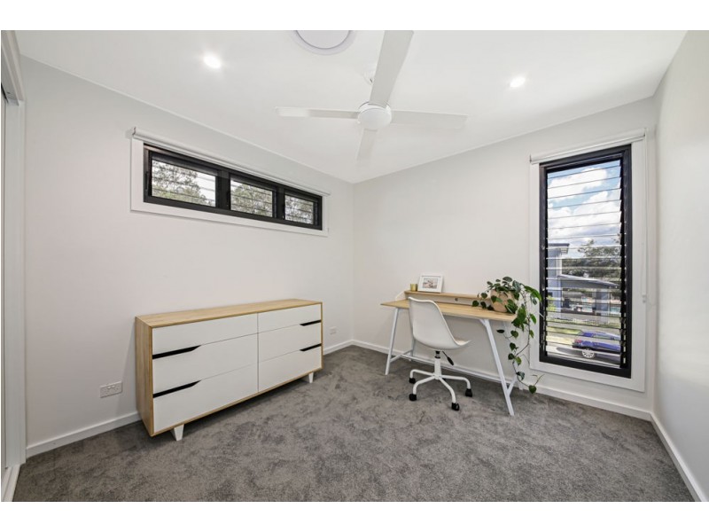 30 Peter Campbell Drive, Albany Creek QLD 4035
