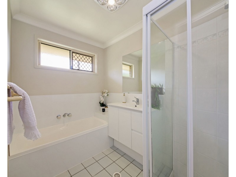 110 Silkyoak Circuit, Fitzgibbon QLD 4018