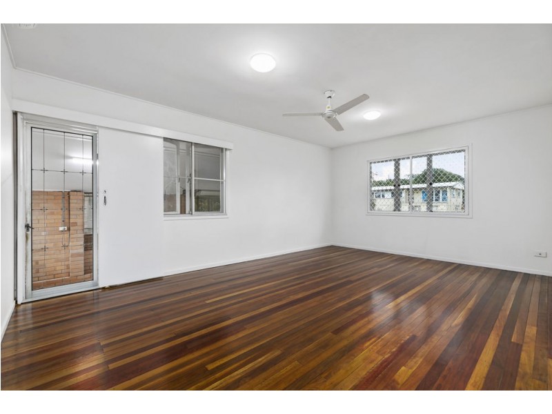 4 Galvin Street, Lawnton QLD 4501