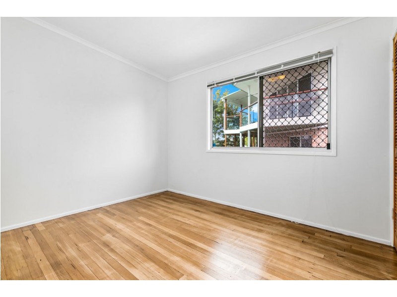 113 O’Quinn Street, Nudgee Beach QLD 4014