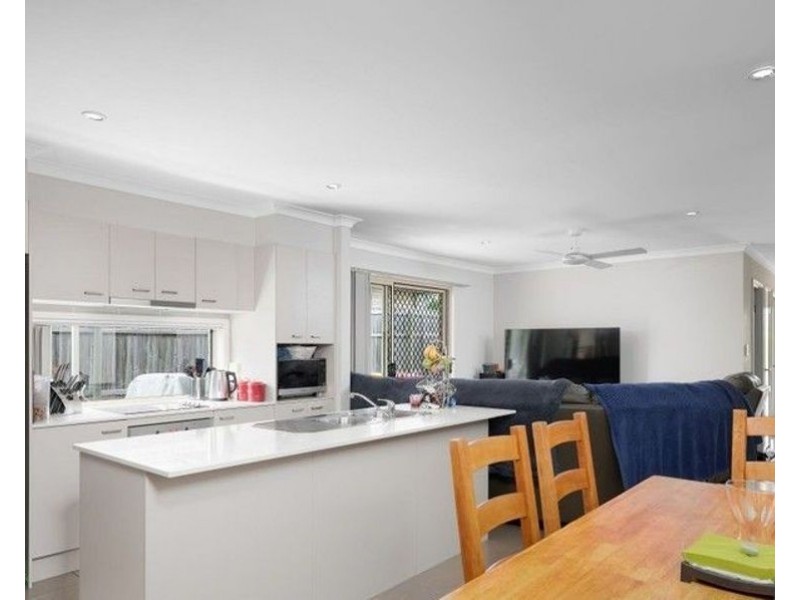 1/54-56 Feather Court, Morayfield QLD 4506
