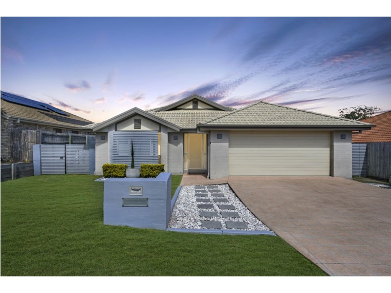 1 Beechwood Place, Warner QLD 4500