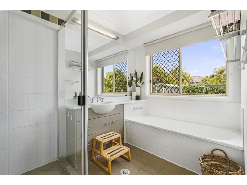 1 Beechwood Place, Warner QLD 4500