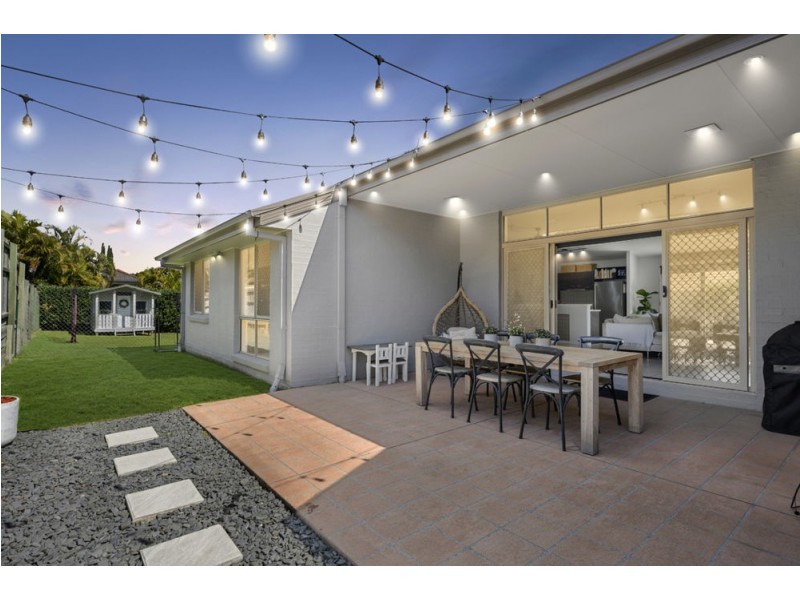 1 Beechwood Place, Warner QLD 4500