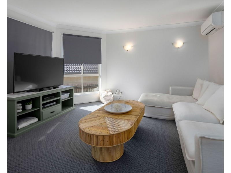 9 Orinda Court, Cashmere QLD 4500