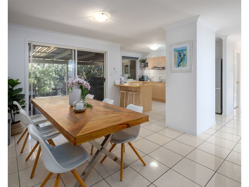 9 Orinda Court, Cashmere QLD 4500