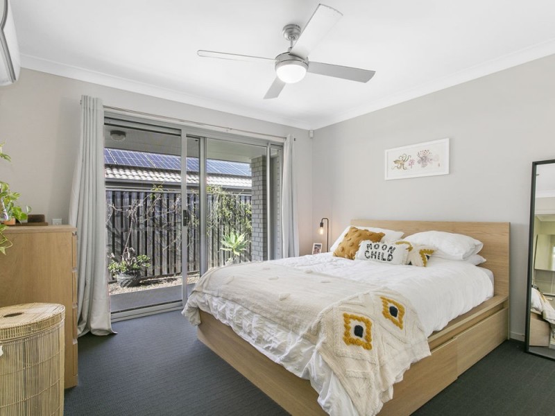 16 Booyong Place, Bridgeman Downs QLD 4035