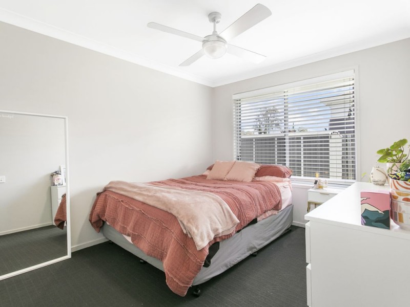 16 Booyong Place, Bridgeman Downs QLD 4035