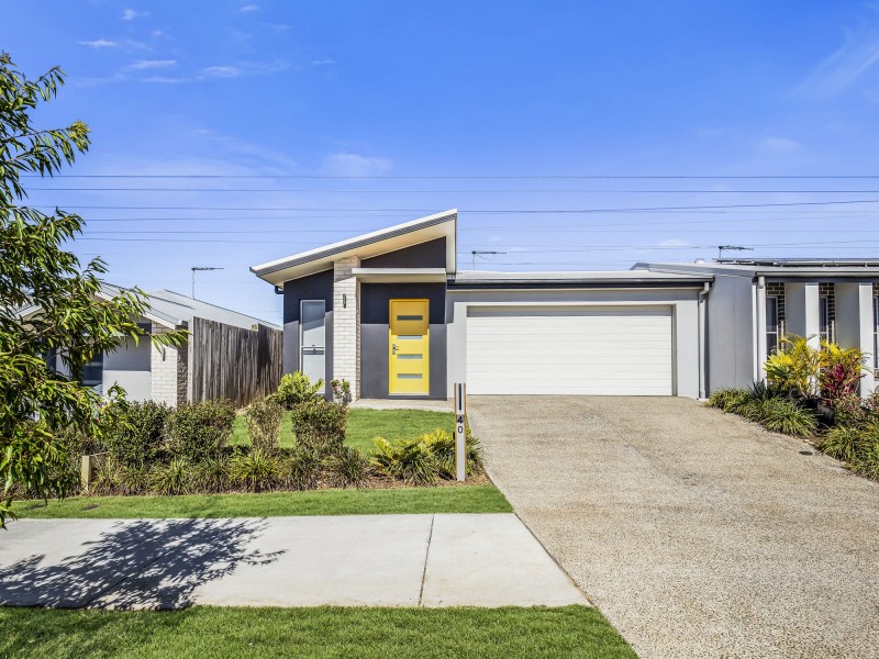 40 Gilvear Crescent, Strathpine QLD 4500