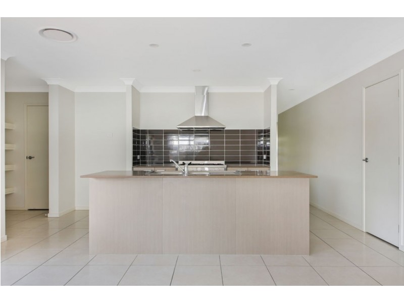 1 Saltbush Street, Griffin QLD 4503