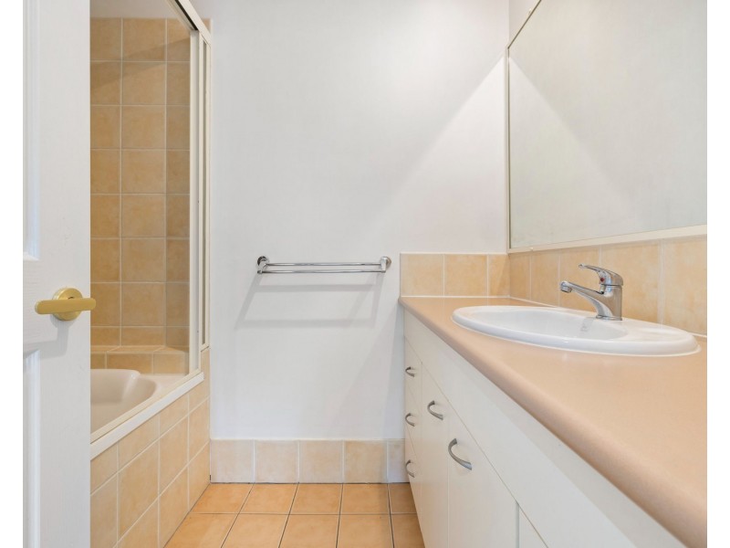 1/17 Gledson Street, Zillmere QLD 4034