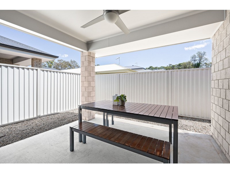 1 & 2/122a Quinlan Street, Bracken Ridge QLD 4017
