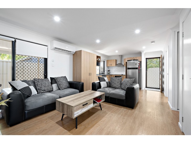 1 & 2/122a Quinlan Street, Bracken Ridge QLD 4017