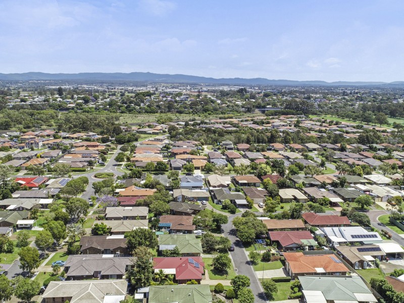 39 Canterbury Street, Bracken Ridge QLD 4017